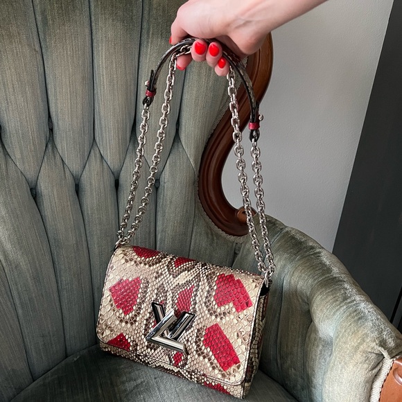 *RARE* Louis Vuitton Twist MM Purse in Red Python - Picture 3 of 16